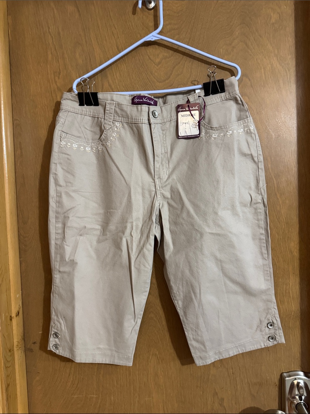 Gloria Vanderbilt Beige Embroidered Bermuda Shorts